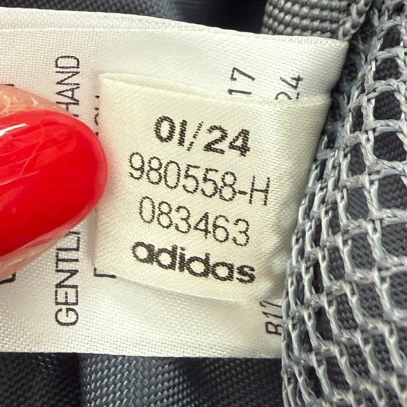 Adidas Originals Utility Waist Bag Gray Multi Pocket Crossbody Fanny Pac - Picture 6 of 10